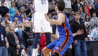  亚特兰大补时绝杀佛罗伦萨延续不败纪录  