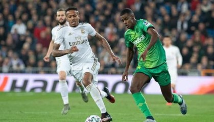  曼联旧将林加德梅开二度弑旧主  