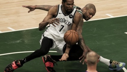  字母哥狂砍四十分雄鹿轻取尼克斯巩固东部第一