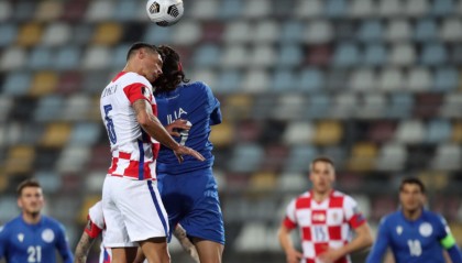  里尔客场作战失误连连被兰斯抓住机会击败